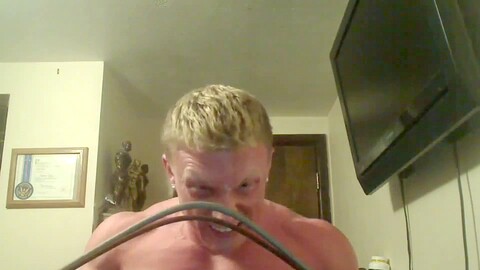 Amateur hunk, gay bodybuilder, gay hunk